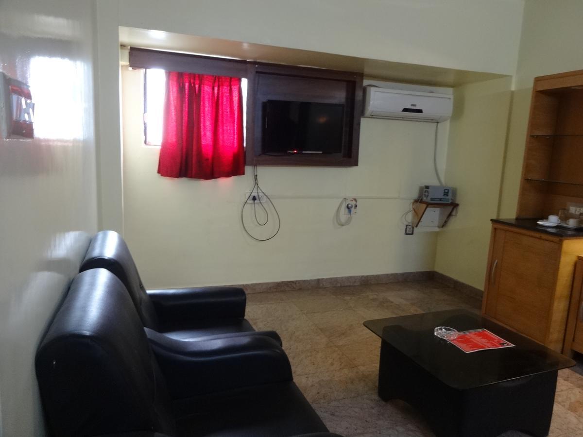 Hotel Duke Maduraj Zewnętrze zdjęcie