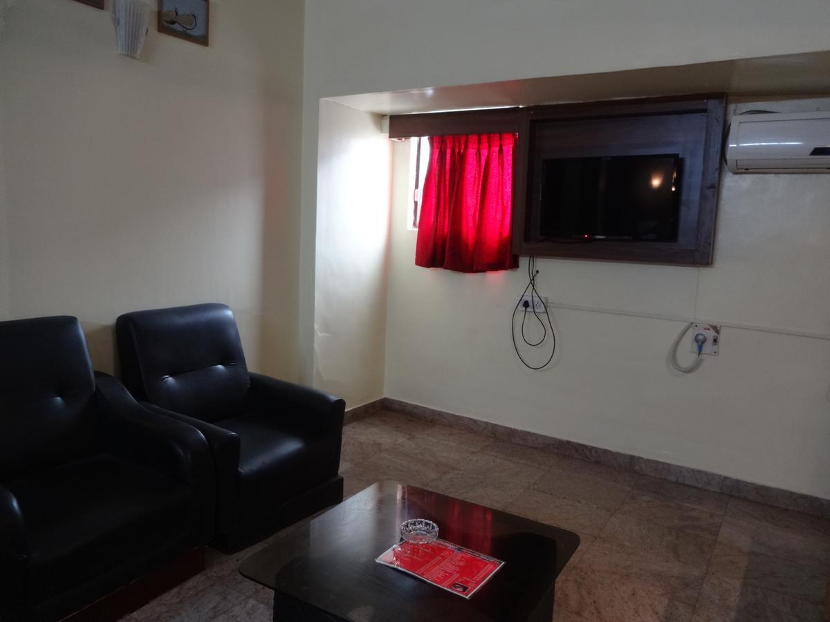 Hotel Duke Maduraj Zewnętrze zdjęcie