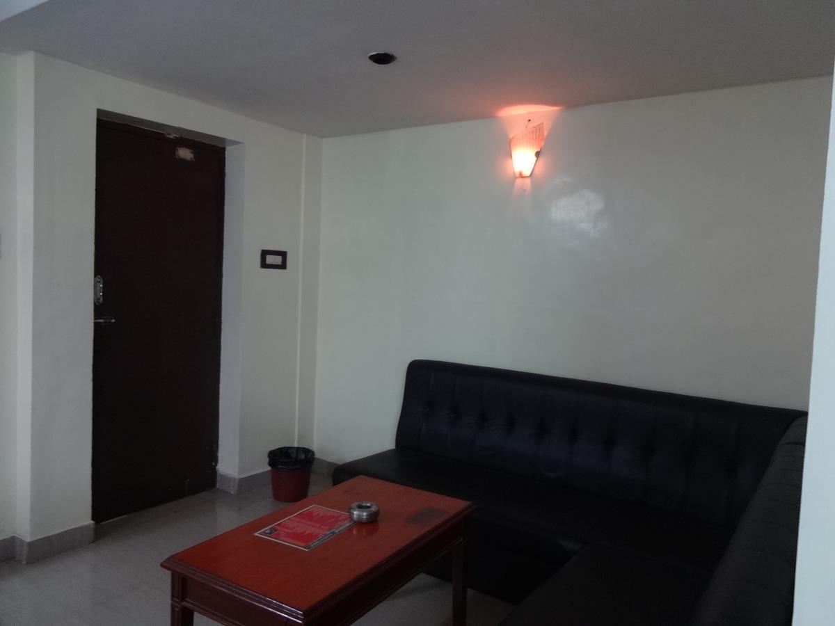 Hotel Duke Maduraj Zewnętrze zdjęcie