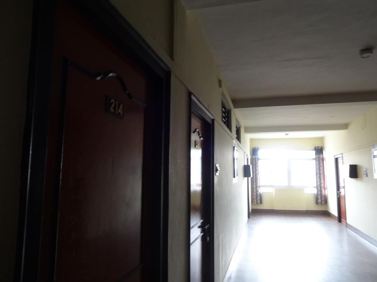 Hotel Duke Maduraj Zewnętrze zdjęcie